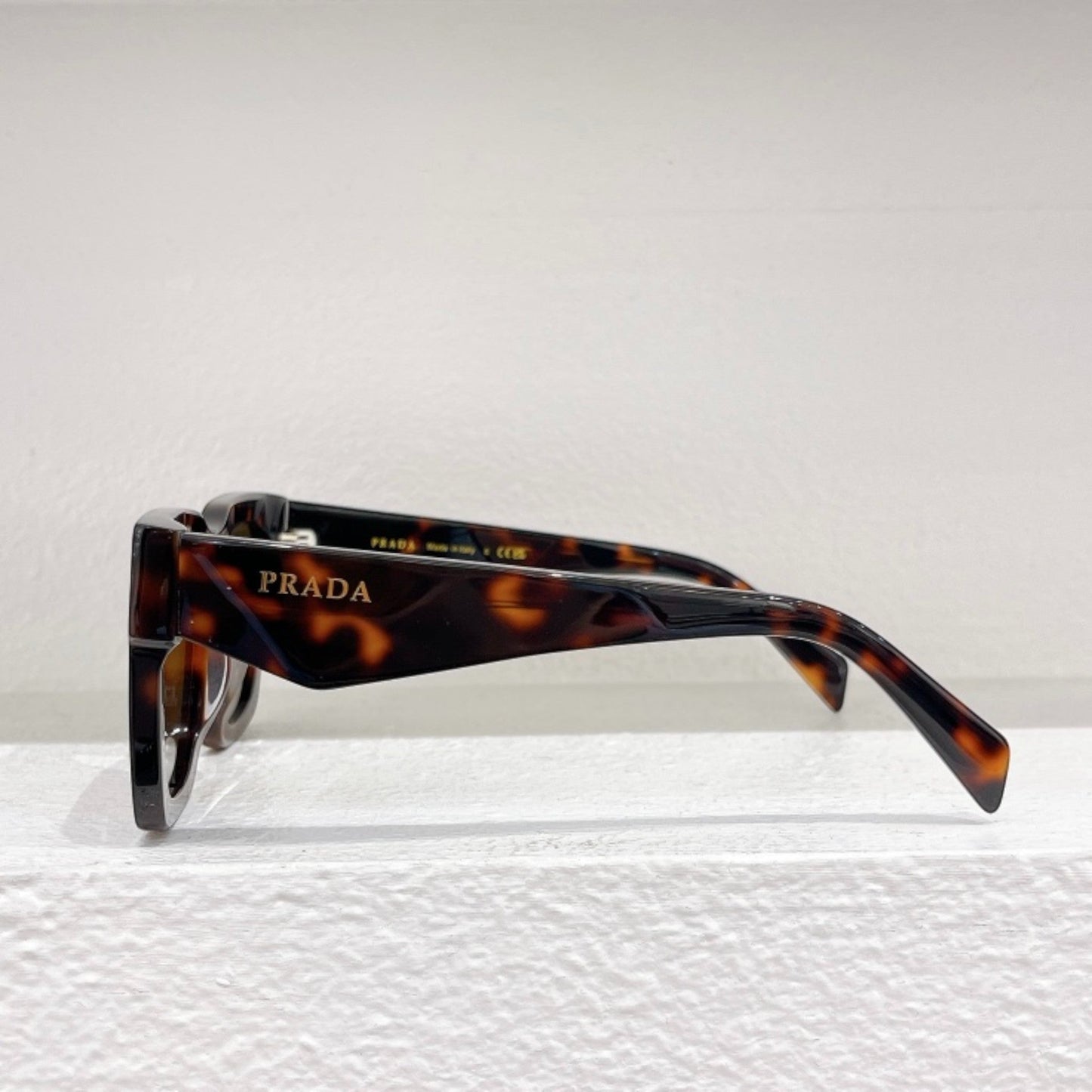 AuraSquare Shades