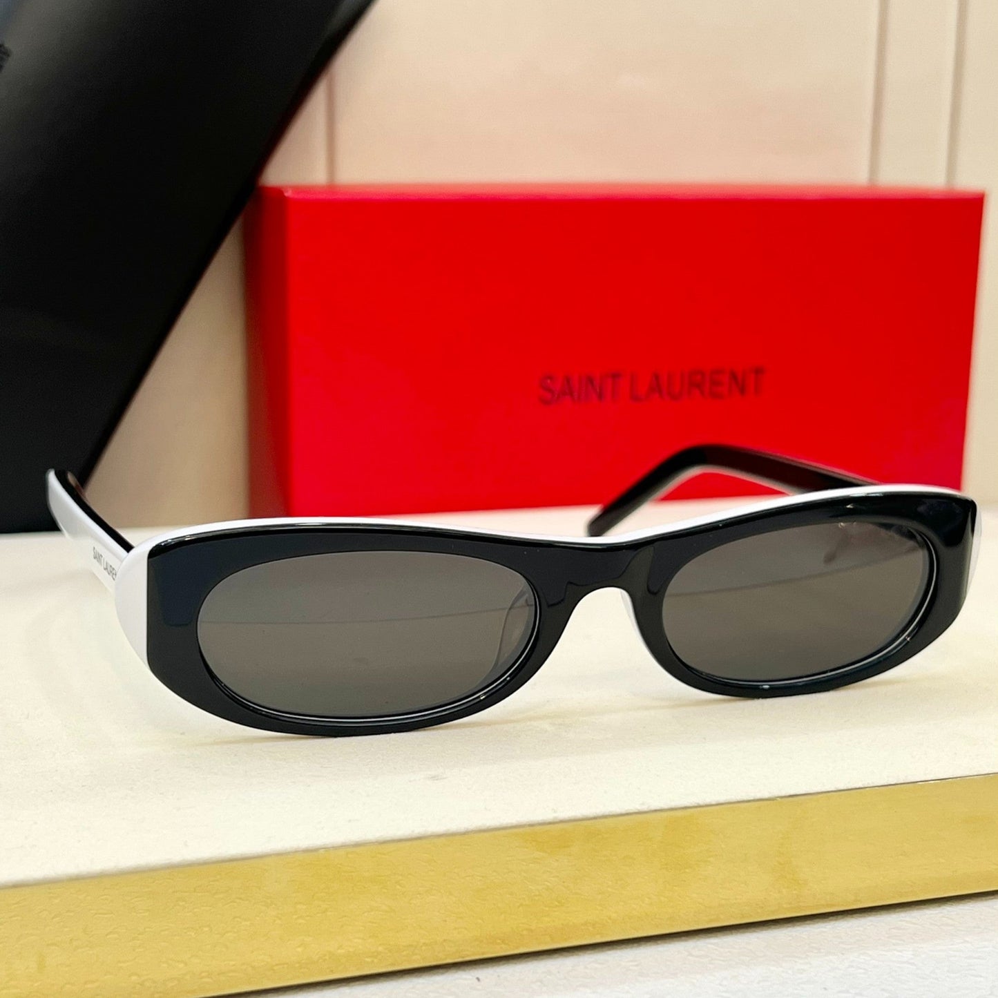 Radiant Sunnies 🇮🇹