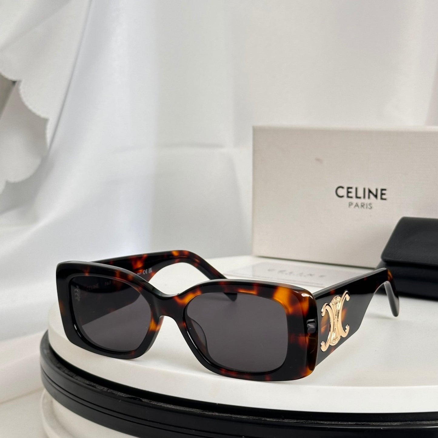 Avenue Luxe